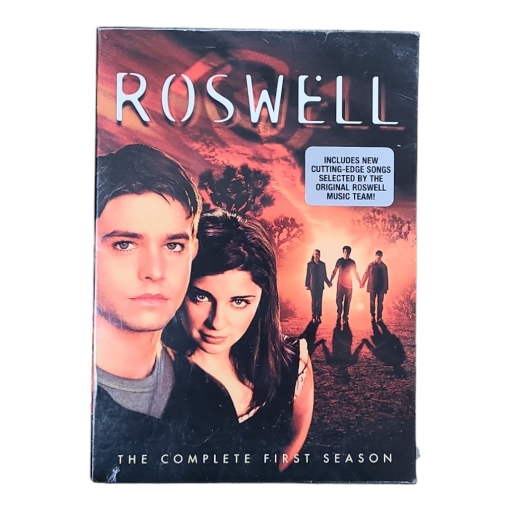 Roswell The Complete First Season DVD Set New